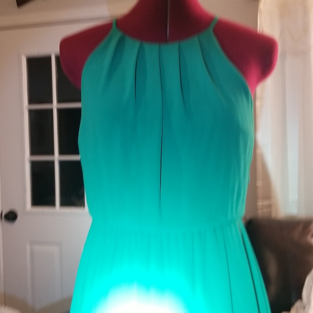 Dress - Picture 3 of 3